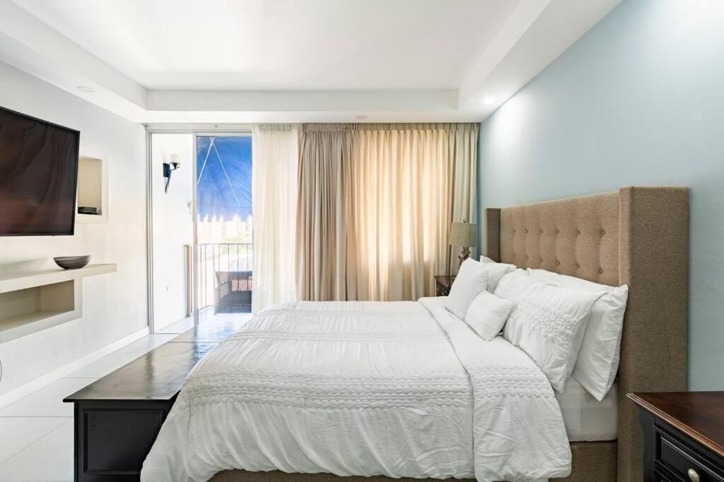 City Edge La Vie 킹스톤 외부 사진